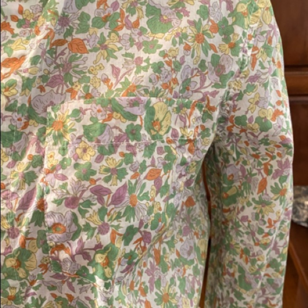 Gap Flora Button Down Top - image 2